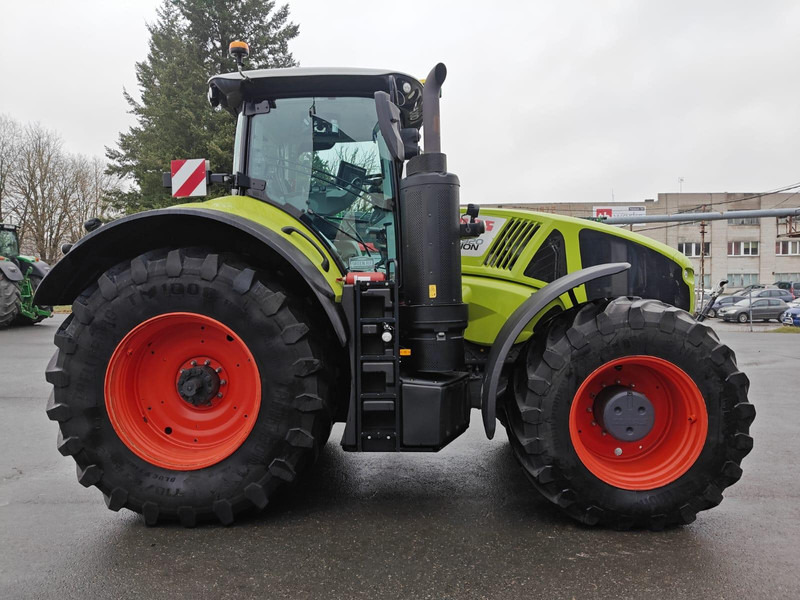 Claas Axion 920 Cmatic GREEN FIT - جرار: صور 3 Claas Axion 920 Cmatic GREEN FIT - جرار: صور 3