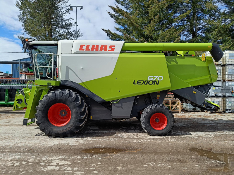 Claas Lexion 670 V750 - حصادة شاملة: صور 2 Claas Lexion 670 V750 - حصادة شاملة: صور 2