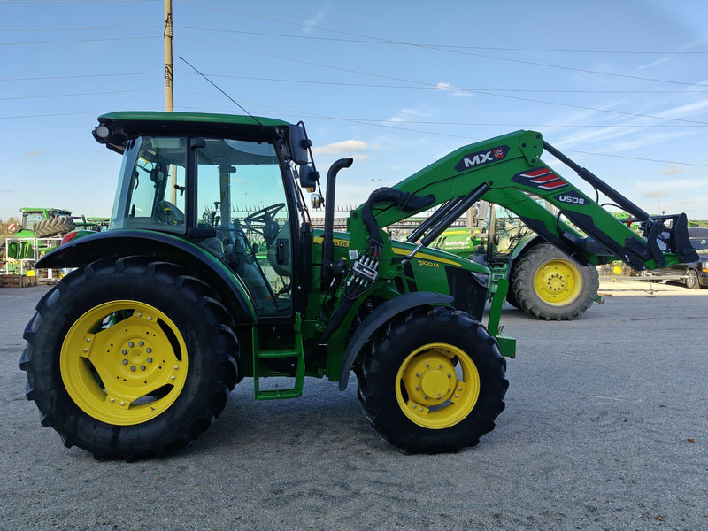 John Deere 5100M - جرار: صور 2 John Deere 5100M - جرار: صور 2