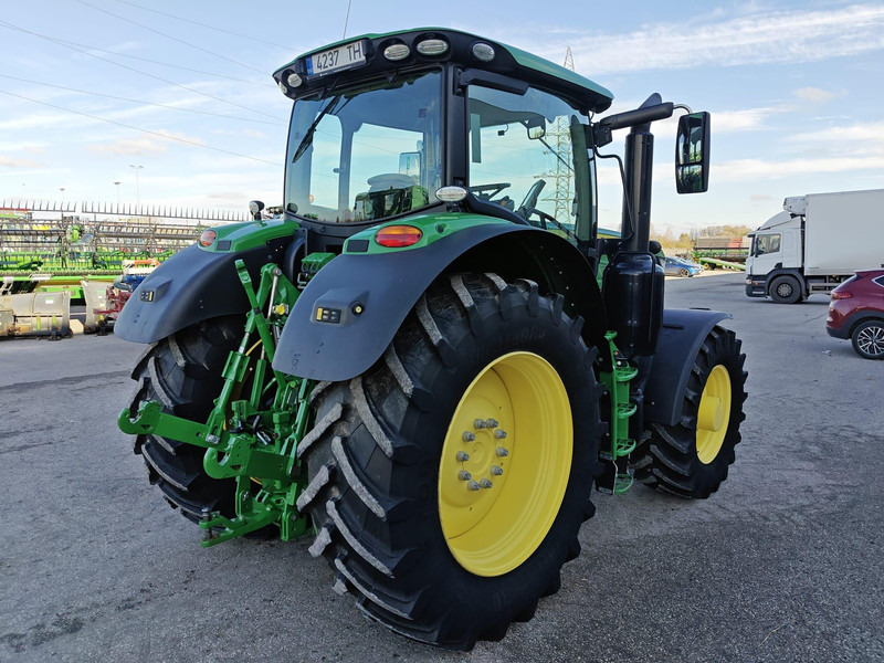 John Deere 6215R Autopowr - جرار: صور 3 John Deere 6215R Autopowr - جرار: صور 3