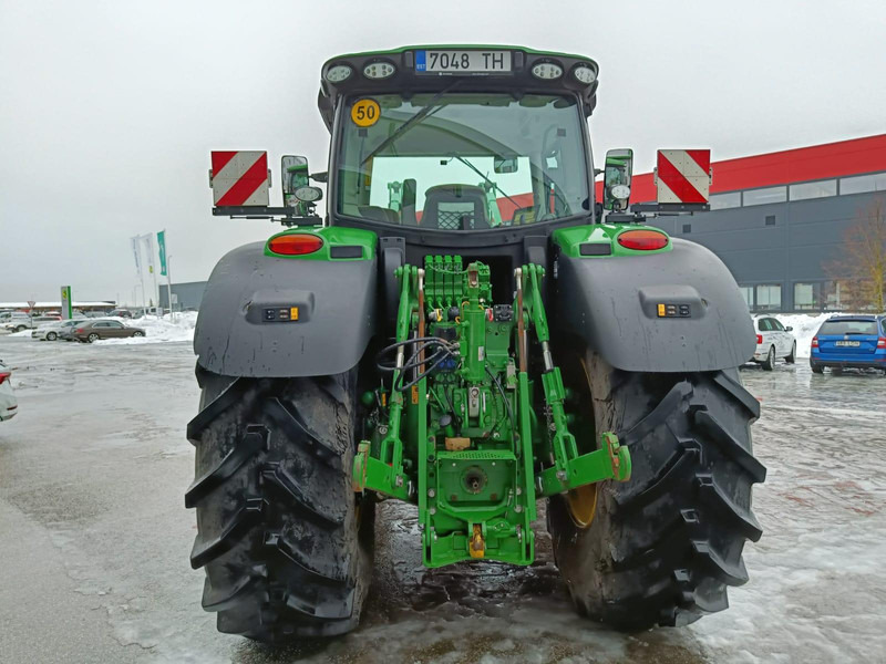 John Deere 6215R - جرار: صور 5 John Deere 6215R - جرار: صور 5