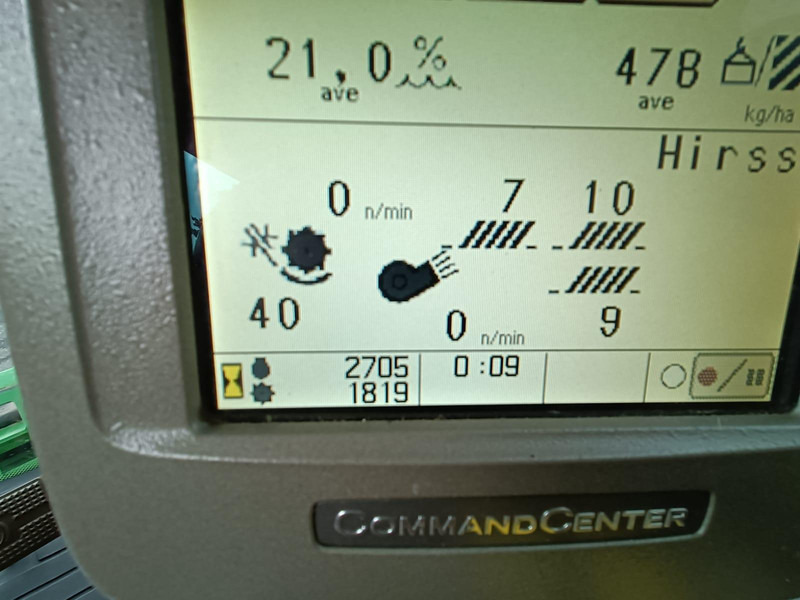 حصادة شاملة John Deere T550: صور 9