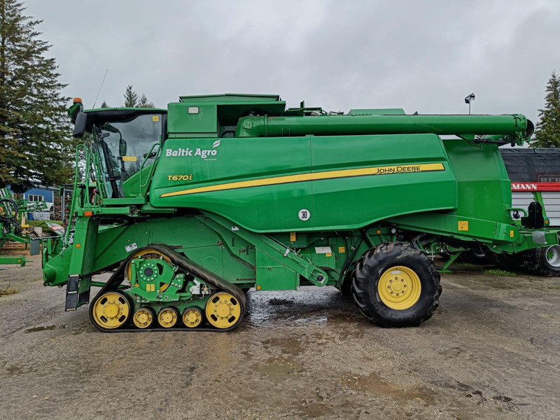 John Deere T670i - حصادة شاملة: صور 2 John Deere T670i - حصادة شاملة: صور 2