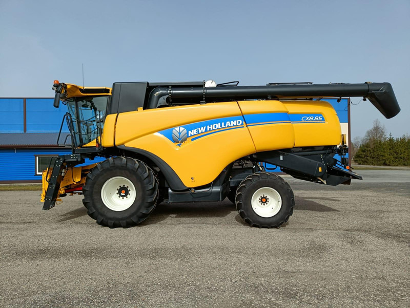 New Holland CX 8.85 - حصادة شاملة: صور 2 New Holland CX 8.85 - حصادة شاملة: صور 2