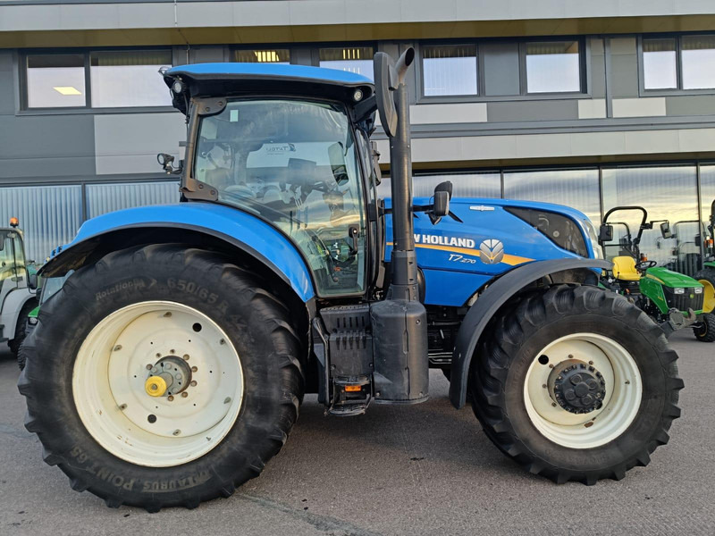 New Holland T7.270 AC - جرار: صور 2 New Holland T7.270 AC - جرار: صور 2