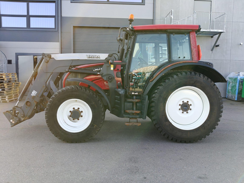 Valtra N101 - جرار: صور 2 Valtra N101 - جرار: صور 2