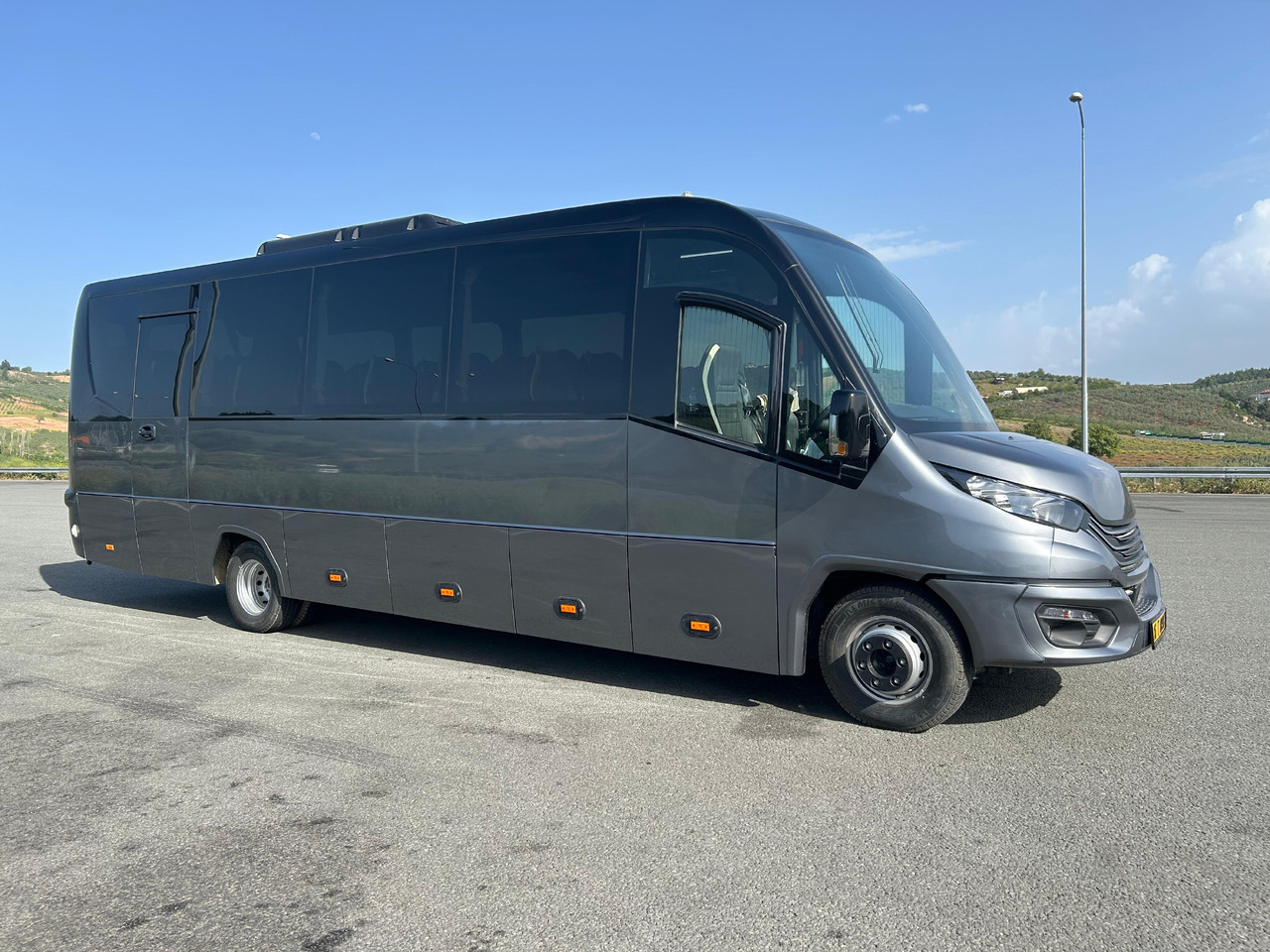 IVECO DAILY - RIGHT HAND DRIVE TOURISTIC VEHICLE - سياحية حافلة: صور 3 IVECO DAILY - RIGHT HAND DRIVE TOURISTIC VEHICLE - سياحية حافلة: صور 3
