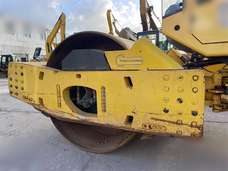 BOMAG BW226DH-4 - مدماج: صور 5 BOMAG BW226DH-4 - مدماج: صور 5