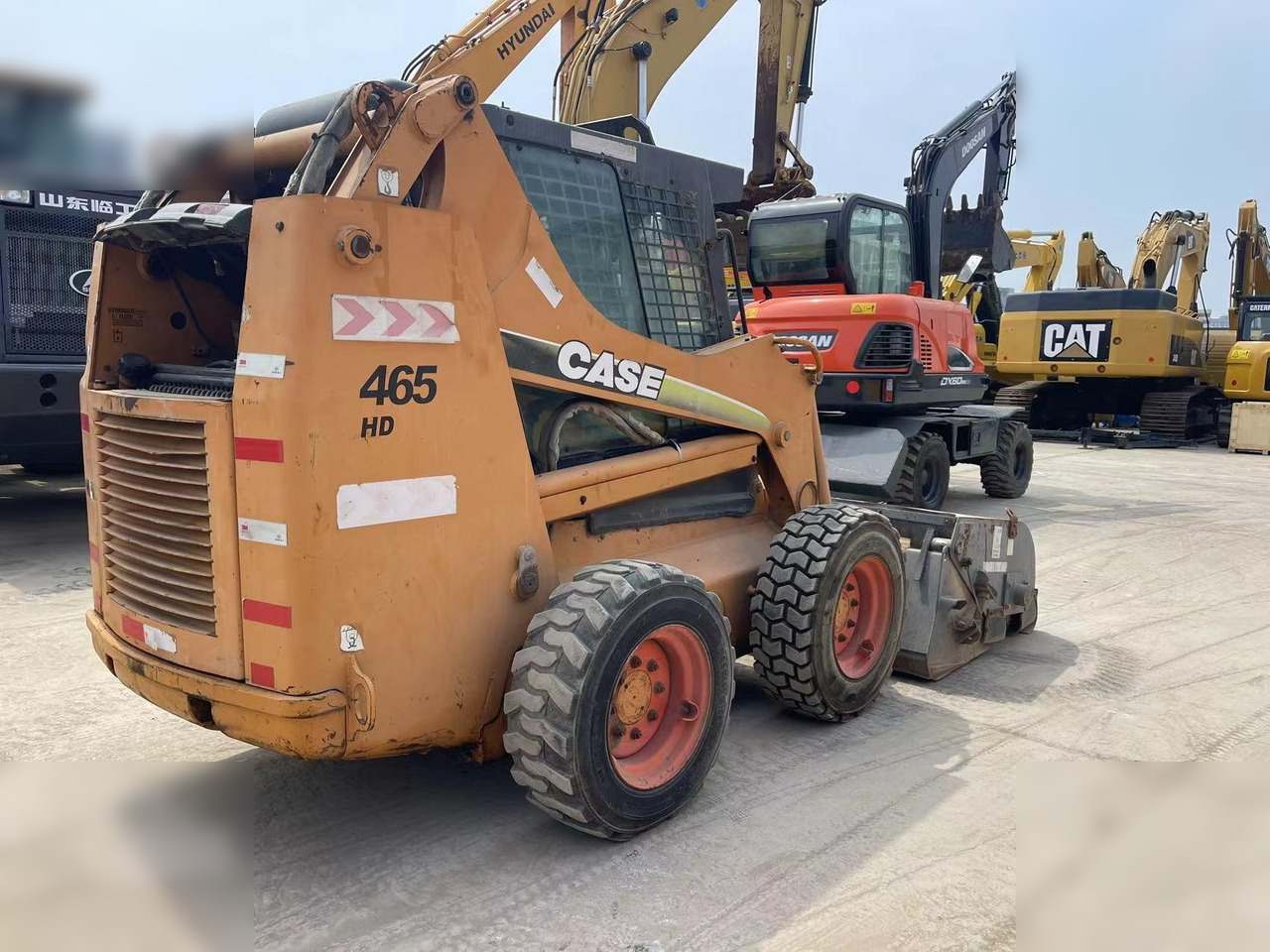 CASE 85XT - شيول صغير: صور 5 CASE 85XT - شيول صغير: صور 5