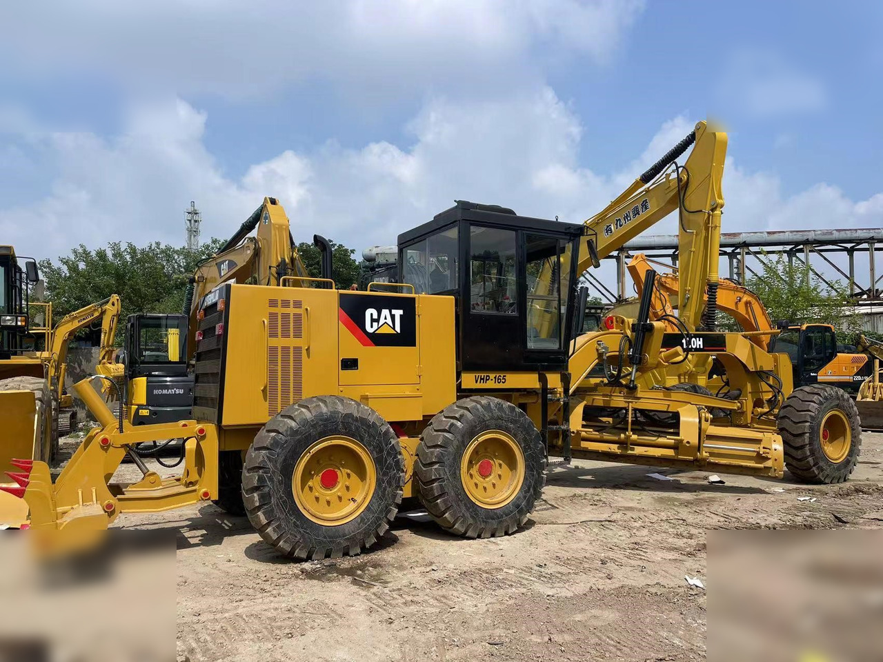 CATERPILLAR 120H - آلة تسوية الأرض: صور 2 CATERPILLAR 120H - آلة تسوية الأرض: صور 2