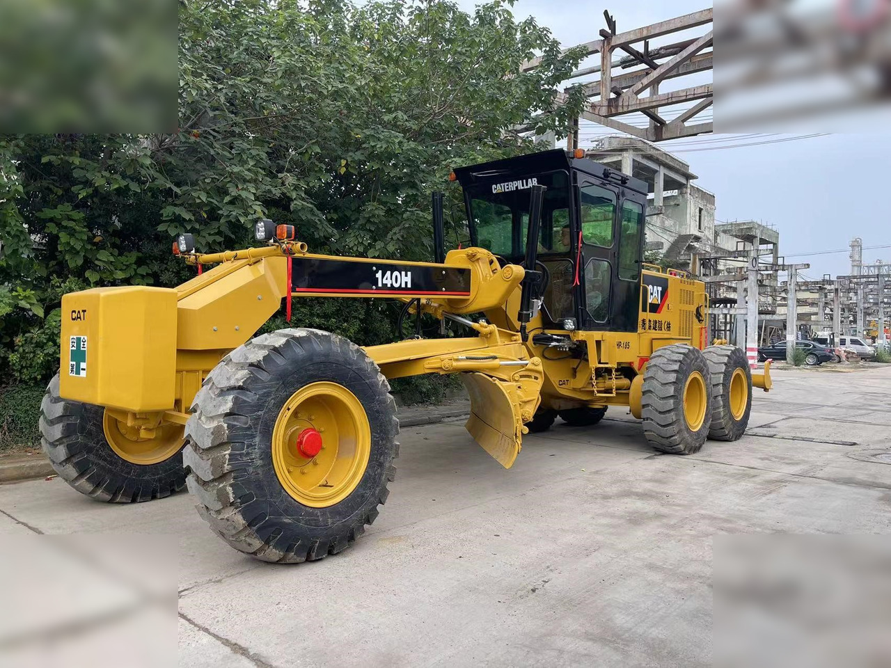 CATERPILLAR 140H - آلة تسوية الأرض: صور 1 CATERPILLAR 140H - آلة تسوية الأرض: صور 1