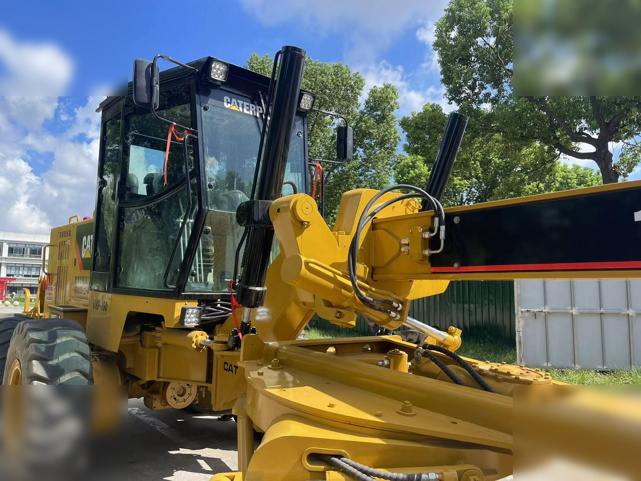 CATERPILLAR 140H - آلة تسوية الأرض: صور 5 CATERPILLAR 140H - آلة تسوية الأرض: صور 5