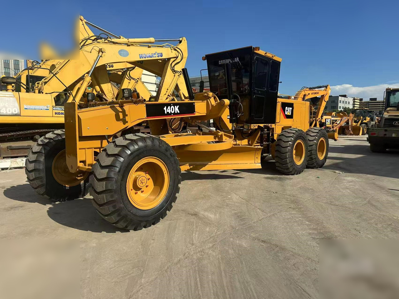 CATERPILLAR 140K - آلة تسوية الأرض: صور 2 CATERPILLAR 140K - آلة تسوية الأرض: صور 2