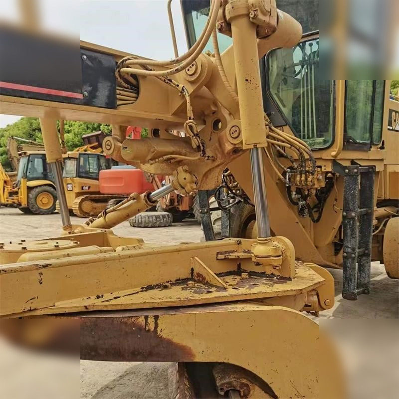 CATERPILLAR 14H - آلة تسوية الأرض: صور 5 CATERPILLAR 14H - آلة تسوية الأرض: صور 5