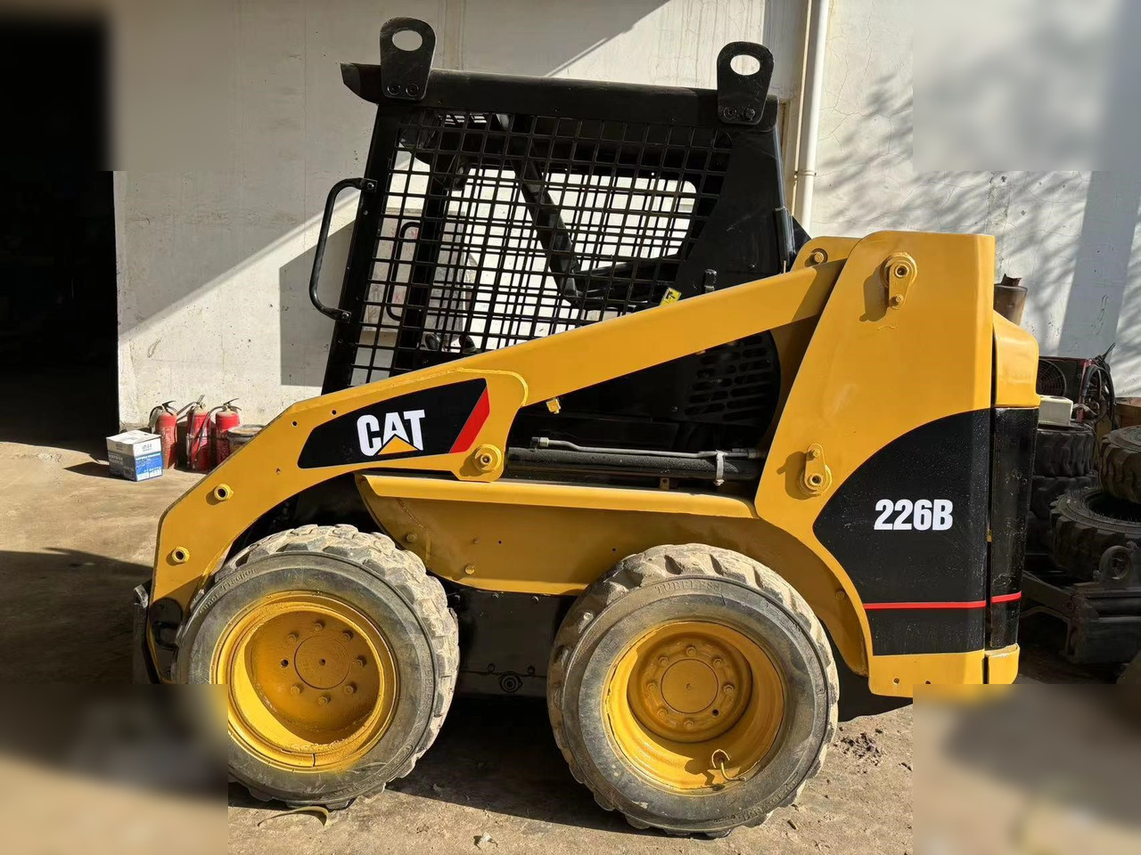 CATERPILLAR 226B - شيول صغير: صور 1 CATERPILLAR 226B - شيول صغير: صور 1