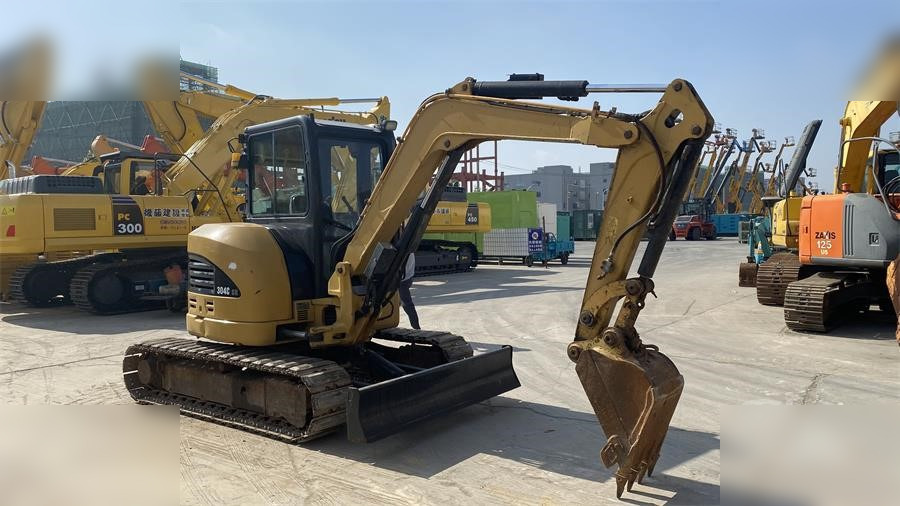 CATERPILLAR 304C - حفارة مصغرة: صور 3 CATERPILLAR 304C - حفارة مصغرة: صور 3