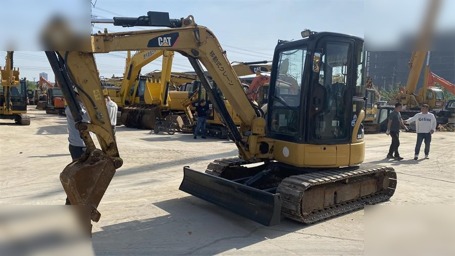 CATERPILLAR 304C - حفارة مصغرة: صور 2 CATERPILLAR 304C - حفارة مصغرة: صور 2