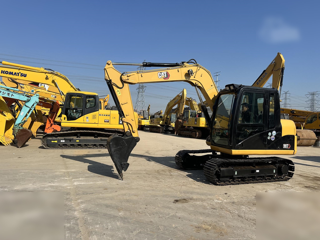 CATERPILLAR 307D - حفارات زحافة: صور 1 CATERPILLAR 307D - حفارات زحافة: صور 1