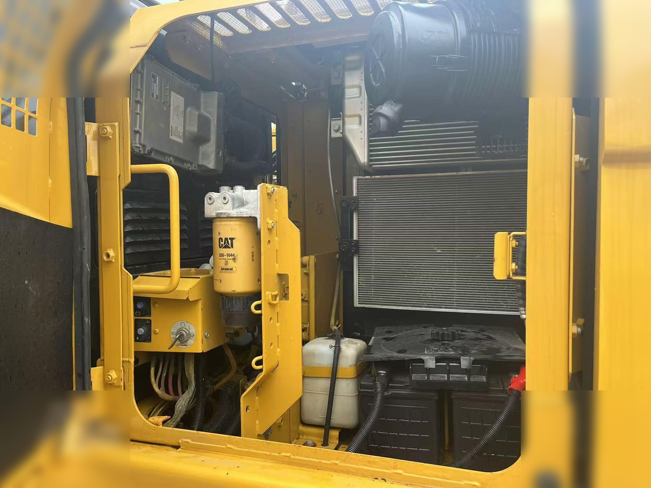 CATERPILLAR 312D2 GC - حفارات زحافة: صور 4 CATERPILLAR 312D2 GC - حفارات زحافة: صور 4