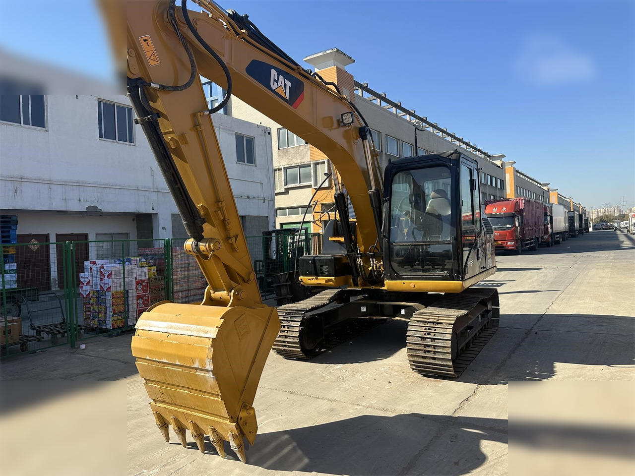 CATERPILLAR 312D - حفارات زحافة: صور 5 CATERPILLAR 312D - حفارات زحافة: صور 5