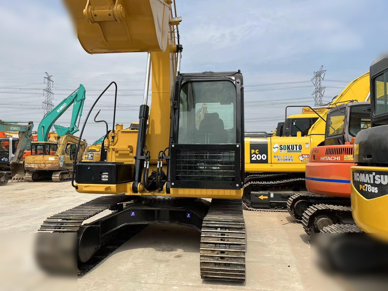 CATERPILLAR 312D - حفارات زحافة: صور 2 CATERPILLAR 312D - حفارات زحافة: صور 2