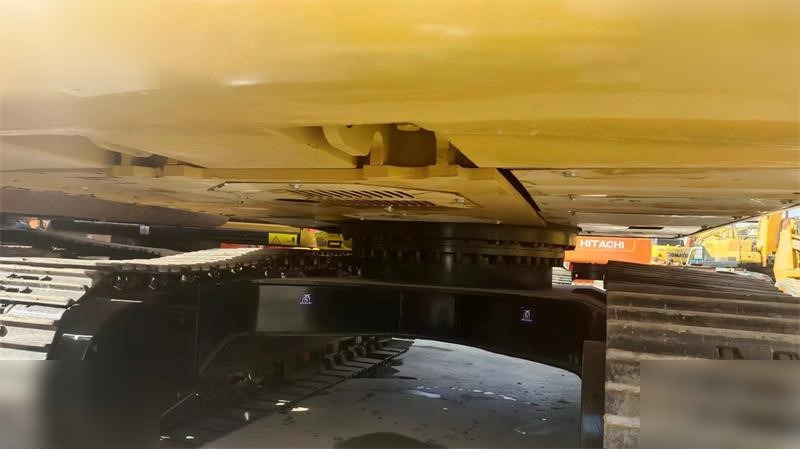 CATERPILLAR 320C - حفارات زحافة: صور 4 CATERPILLAR 320C - حفارات زحافة: صور 4