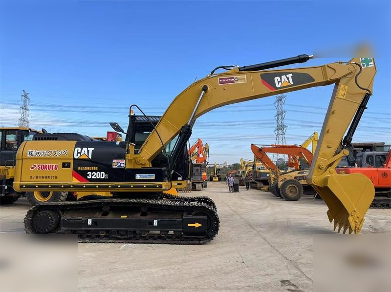 CATERPILLAR 320D2 - حفارات زحافة: صور 5 CATERPILLAR 320D2 - حفارات زحافة: صور 5