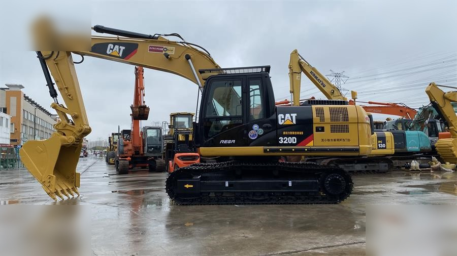 CATERPILLAR 320D - حفارات زحافة: صور 1 CATERPILLAR 320D - حفارات زحافة: صور 1