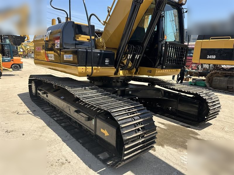 حفارات زحافة CATERPILLAR 323DL: صور 7