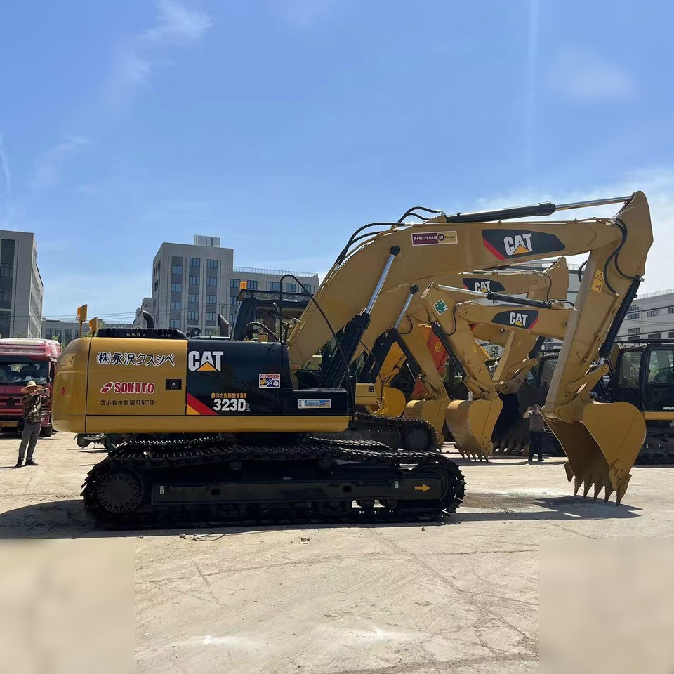 CATERPILLAR 323DL - حفارات زحافة: صور 1 CATERPILLAR 323DL - حفارات زحافة: صور 1