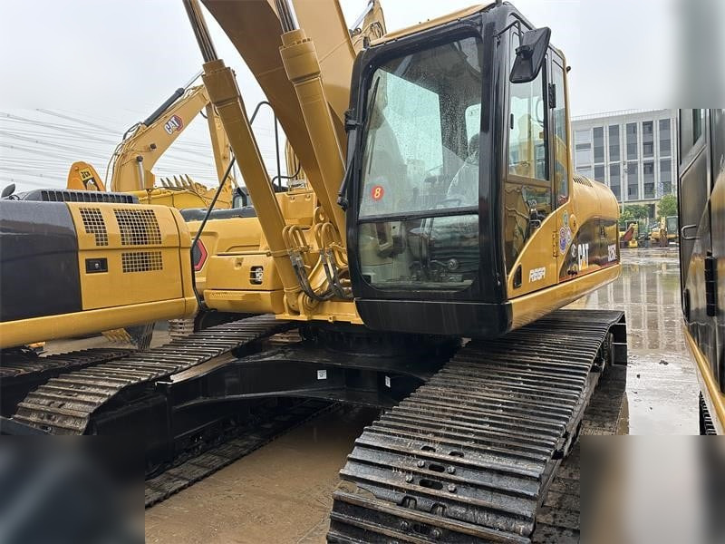 CATERPILLAR 325CL - حفارات زحافة: صور 5 CATERPILLAR 325CL - حفارات زحافة: صور 5