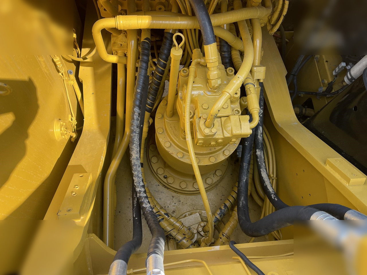 حفارات زحافة CATERPILLAR 330DL: صور 8