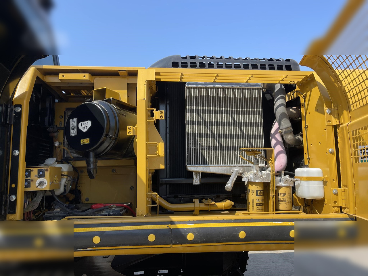 حفارات زحافة CATERPILLAR 330DL: صور 6