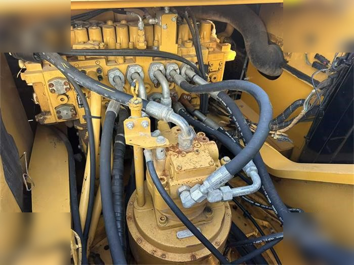 حفارات زحافة CATERPILLAR 330: صور 6