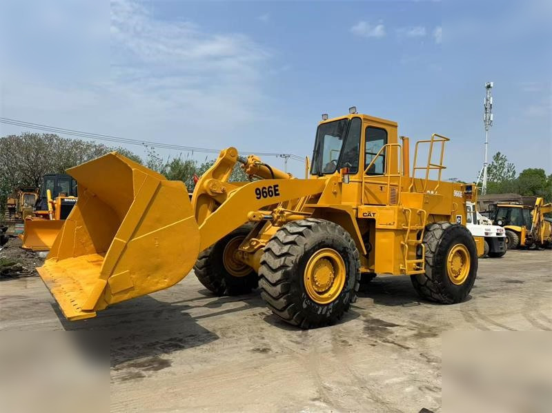 CATERPILLAR 966E - اللودر بعجل: صور 1 CATERPILLAR 966E - اللودر بعجل: صور 1
