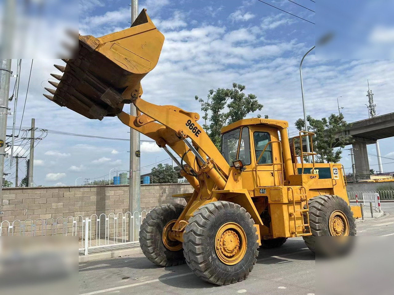 CATERPILLAR 966E - اللودر بعجل: صور 3 CATERPILLAR 966E - اللودر بعجل: صور 3