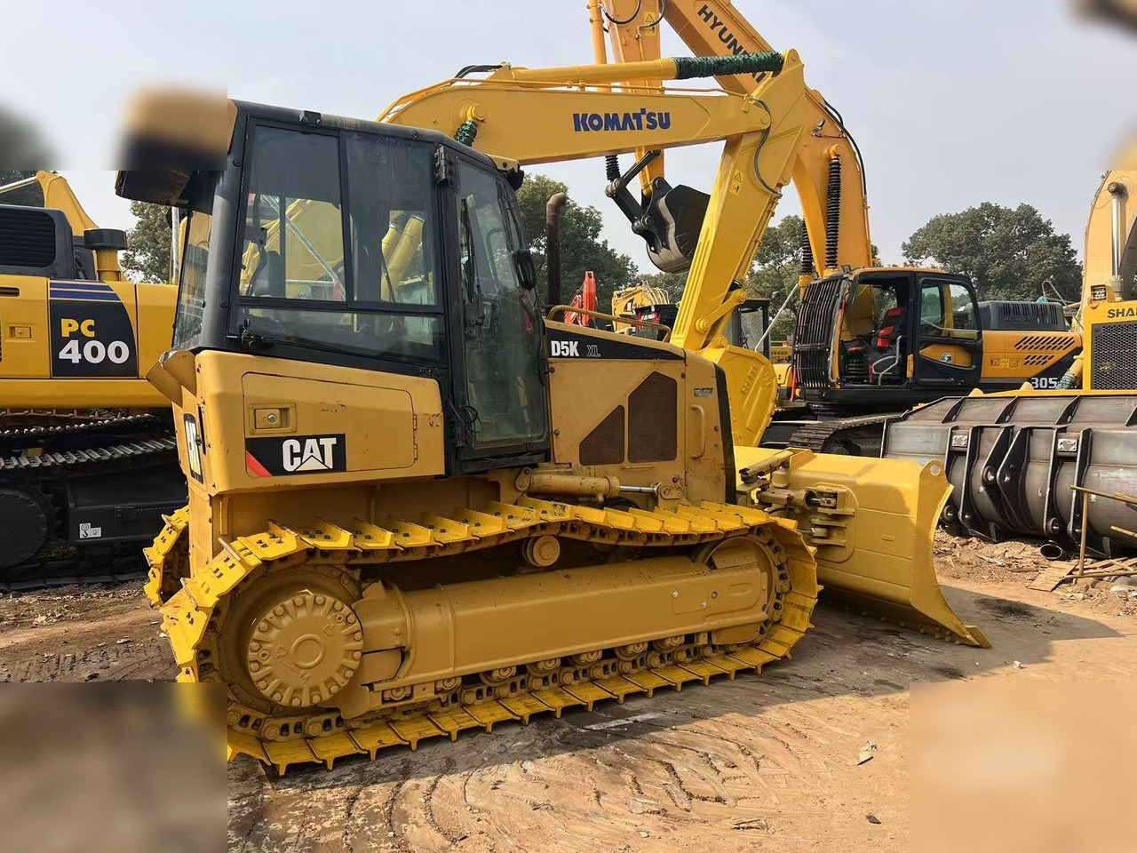 CATERPILLAR D5K XL - بلدوزر: صور 1 CATERPILLAR D5K XL - بلدوزر: صور 1