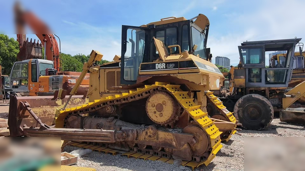 CATERPILLAR D6R LGP - بلدوزر: صور 1 CATERPILLAR D6R LGP - بلدوزر: صور 1