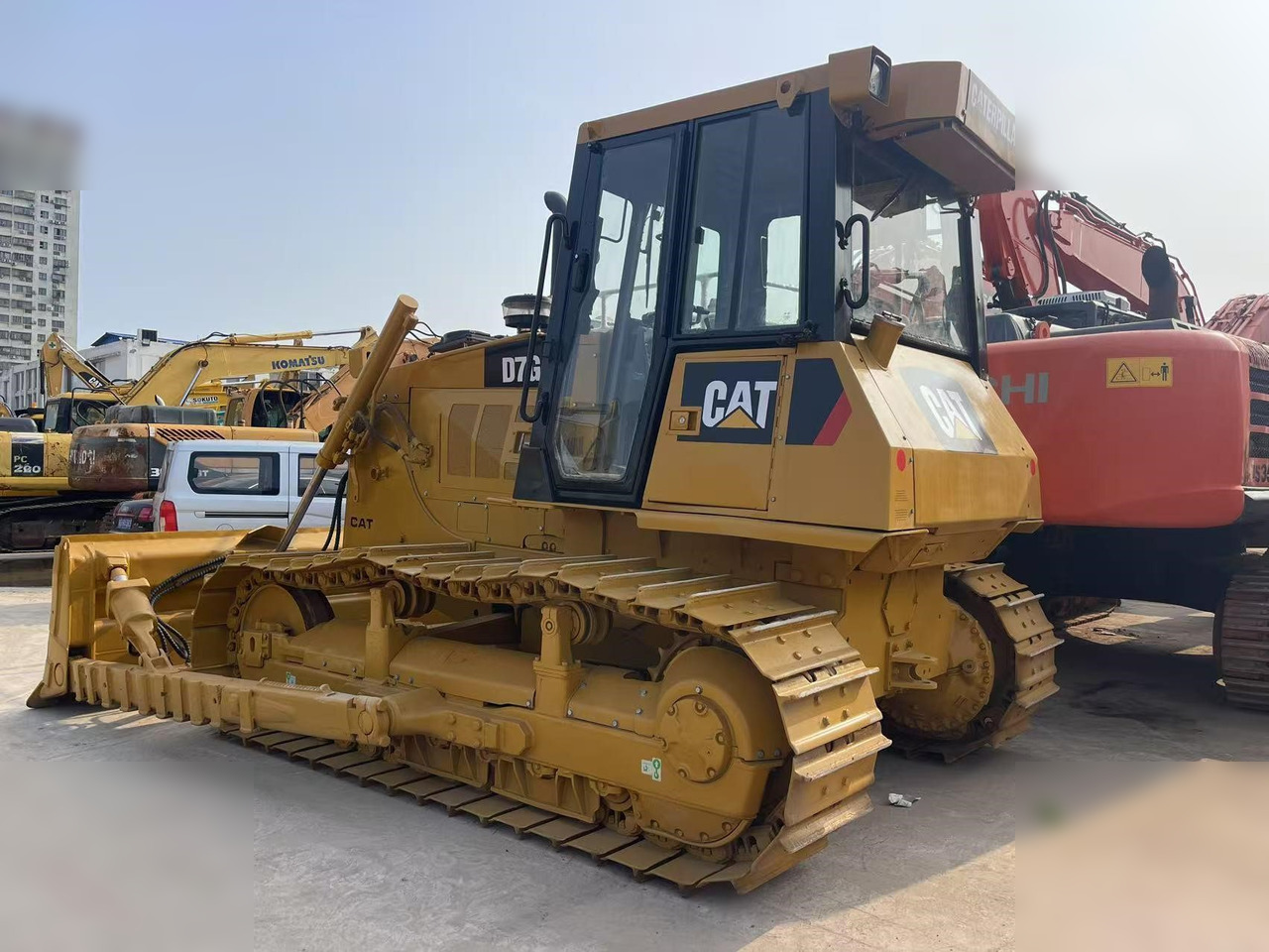 CATERPILLAR D7G - بلدوزر: صور 2 CATERPILLAR D7G - بلدوزر: صور 2