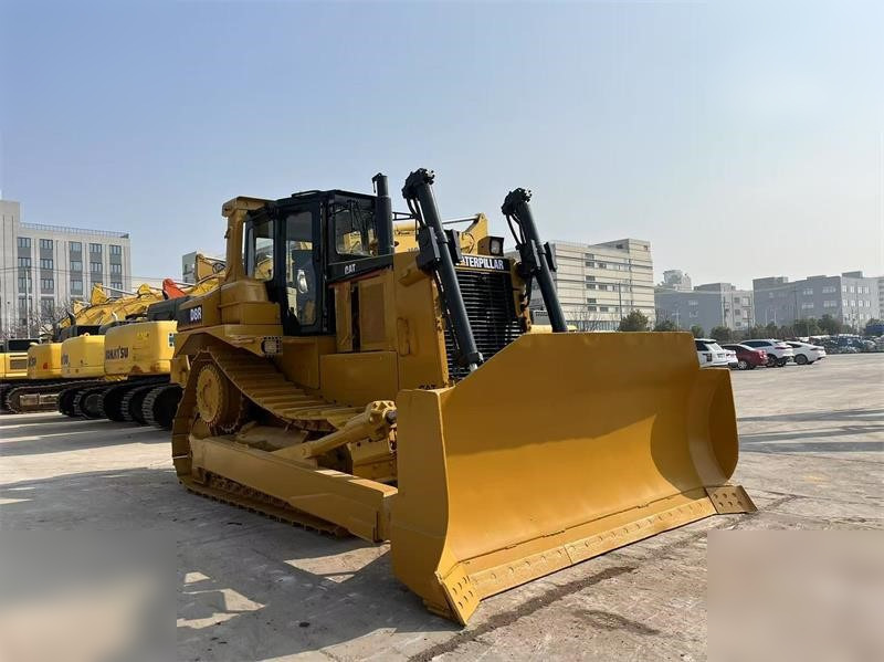 CATERPILLAR D8R - بلدوزر: صور 3 CATERPILLAR D8R - بلدوزر: صور 3