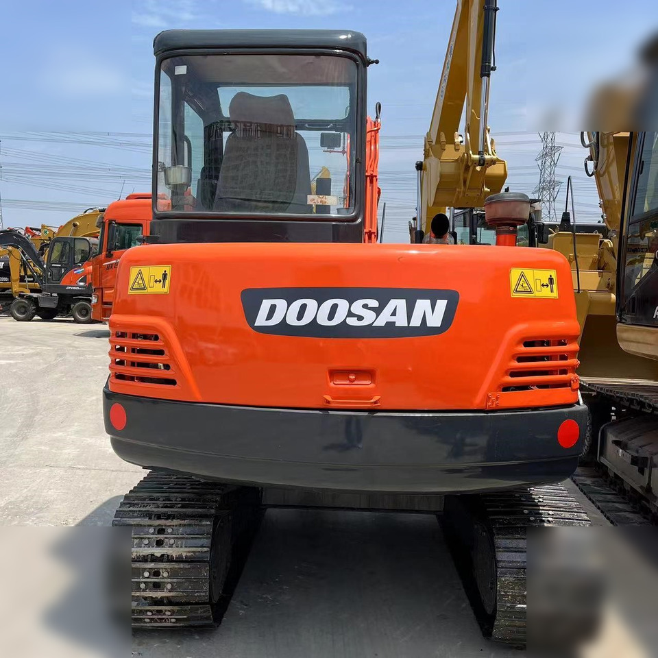 DOOSAN DH55-V - حفارة مصغرة: صور 4 DOOSAN DH55-V - حفارة مصغرة: صور 4