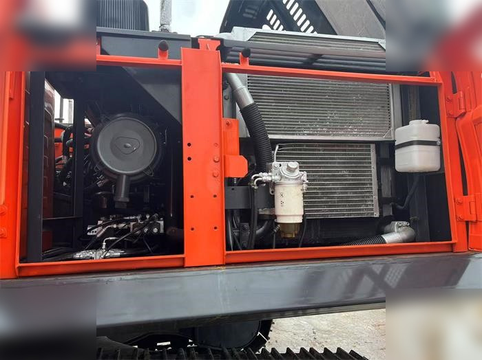 حفارات زحافة DOOSAN DX225 LCA: صور 6