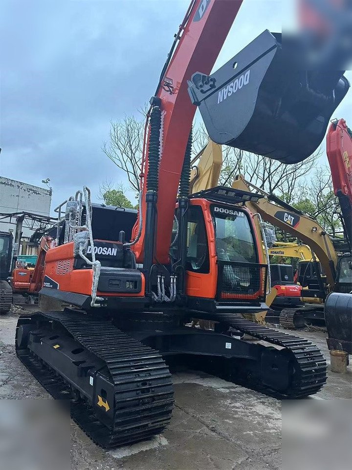 DOOSAN DX300 LC-9C - حفارات زحافة: صور 5 DOOSAN DX300 LC-9C - حفارات زحافة: صور 5