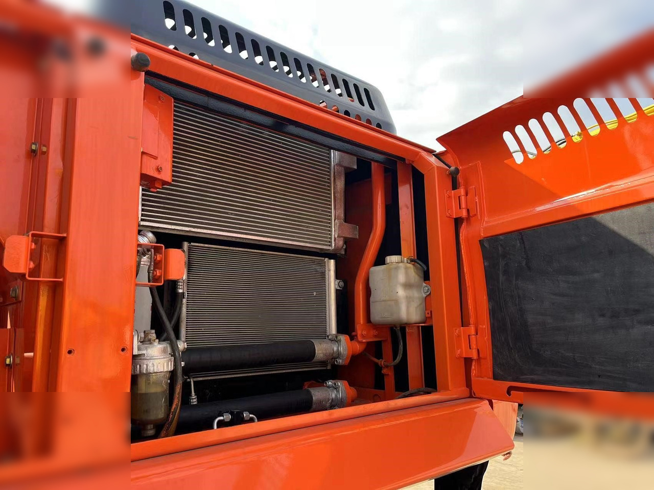 حفارات زحافة DOOSAN DX300 LC-9C: صور 7
