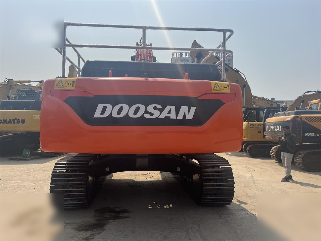 DOOSAN DX340 LCA - حفارات زحافة: صور 3 DOOSAN DX340 LCA - حفارات زحافة: صور 3