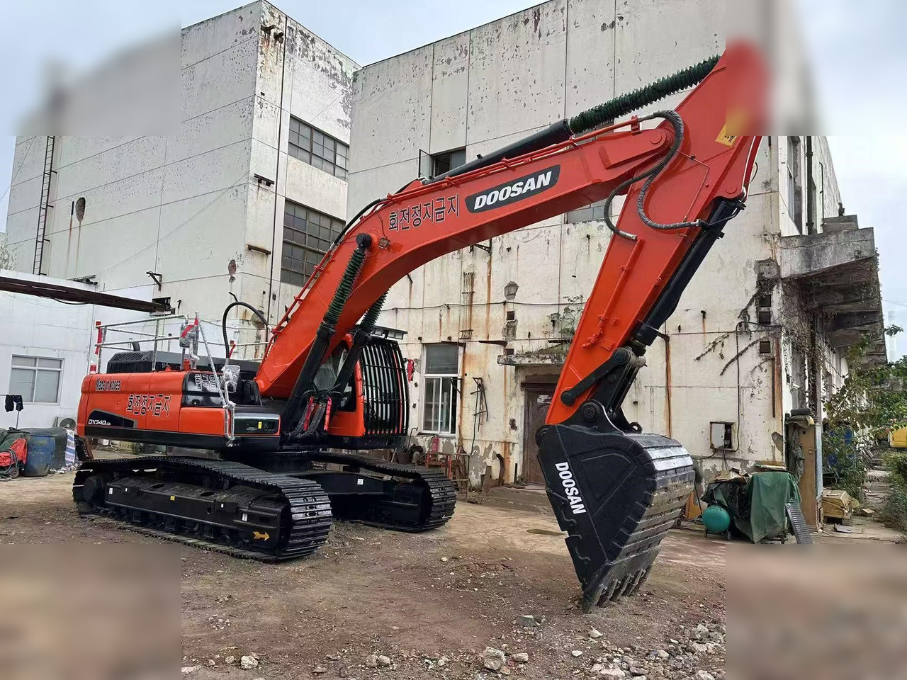 DOOSAN DX340 LC - حفارات زحافة: صور 2 DOOSAN DX340 LC - حفارات زحافة: صور 2