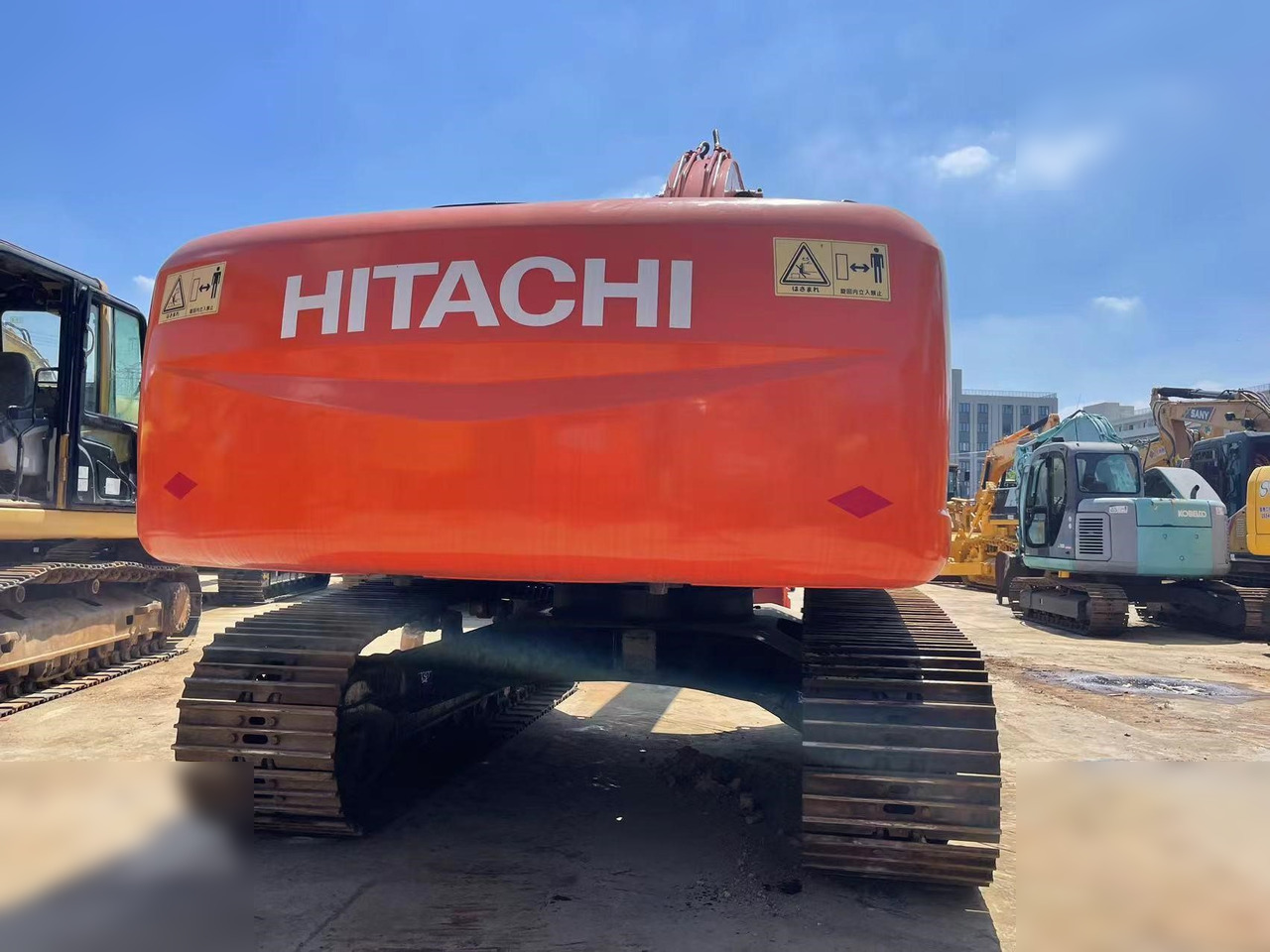 HITACHI ZX200-3G - حفارات زحافة: صور 4 HITACHI ZX200-3G - حفارات زحافة: صور 4