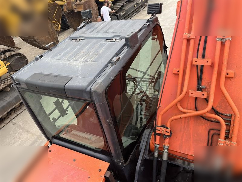 HITACHI ZX350H-5G - حفارات زحافة: صور 3 HITACHI ZX350H-5G - حفارات زحافة: صور 3