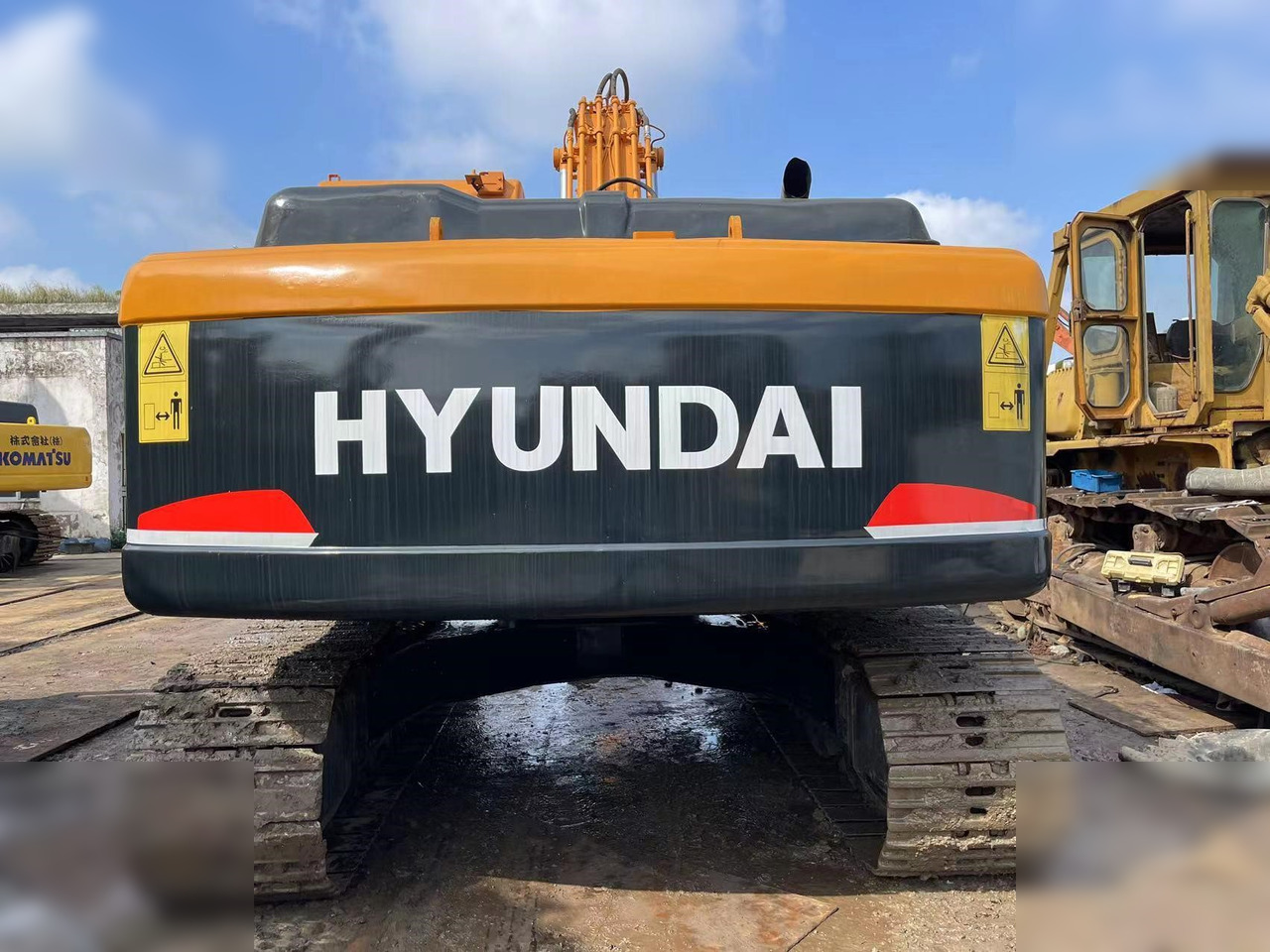 HYUNDAI ROBEX 220 LC-9S - حفارات زحافة: صور 4 HYUNDAI ROBEX 220 LC-9S - حفارات زحافة: صور 4