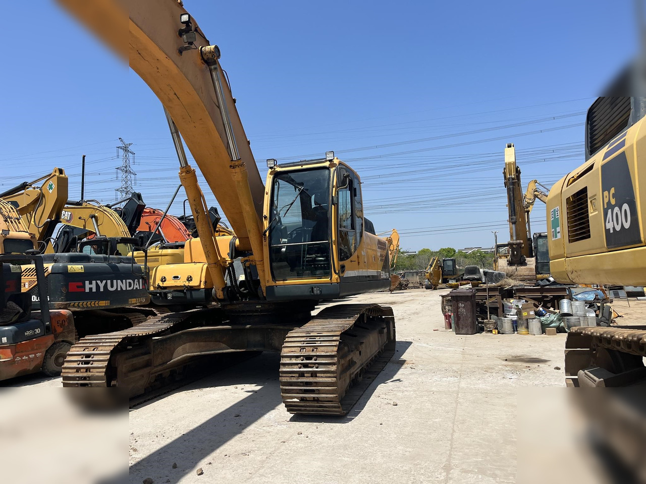 HYUNDAI ROBEX 330 LC-9S - حفارات زحافة: صور 5 HYUNDAI ROBEX 330 LC-9S - حفارات زحافة: صور 5